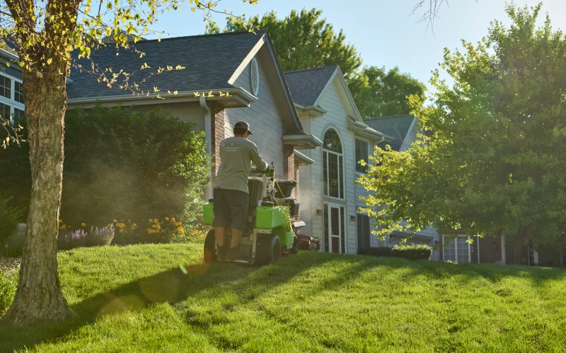 lawn care and irrigation contractor in la vista ne
